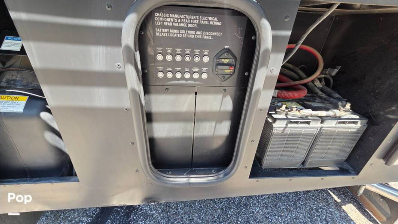 A photo of this 2016 Winnebago Grand Tour 42HL