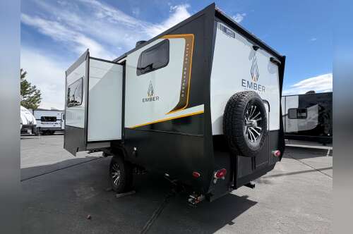 2023 Ember Overland 191MDB in billings MT