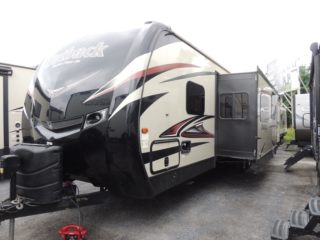 2015 Keystone Outback 322BH in greencastle PA