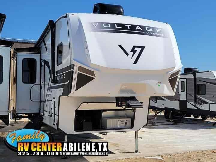 2025 Dutchmen VOLTAGE V SERIES 3600 in abilene TX