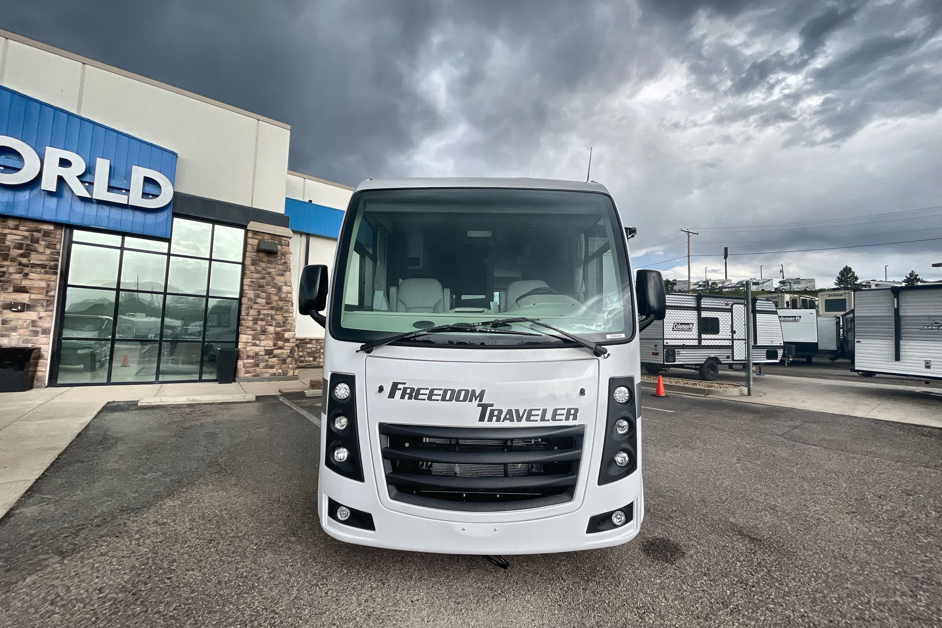 2026 Thor FREEDOM TRAVELER A24 in golden CO