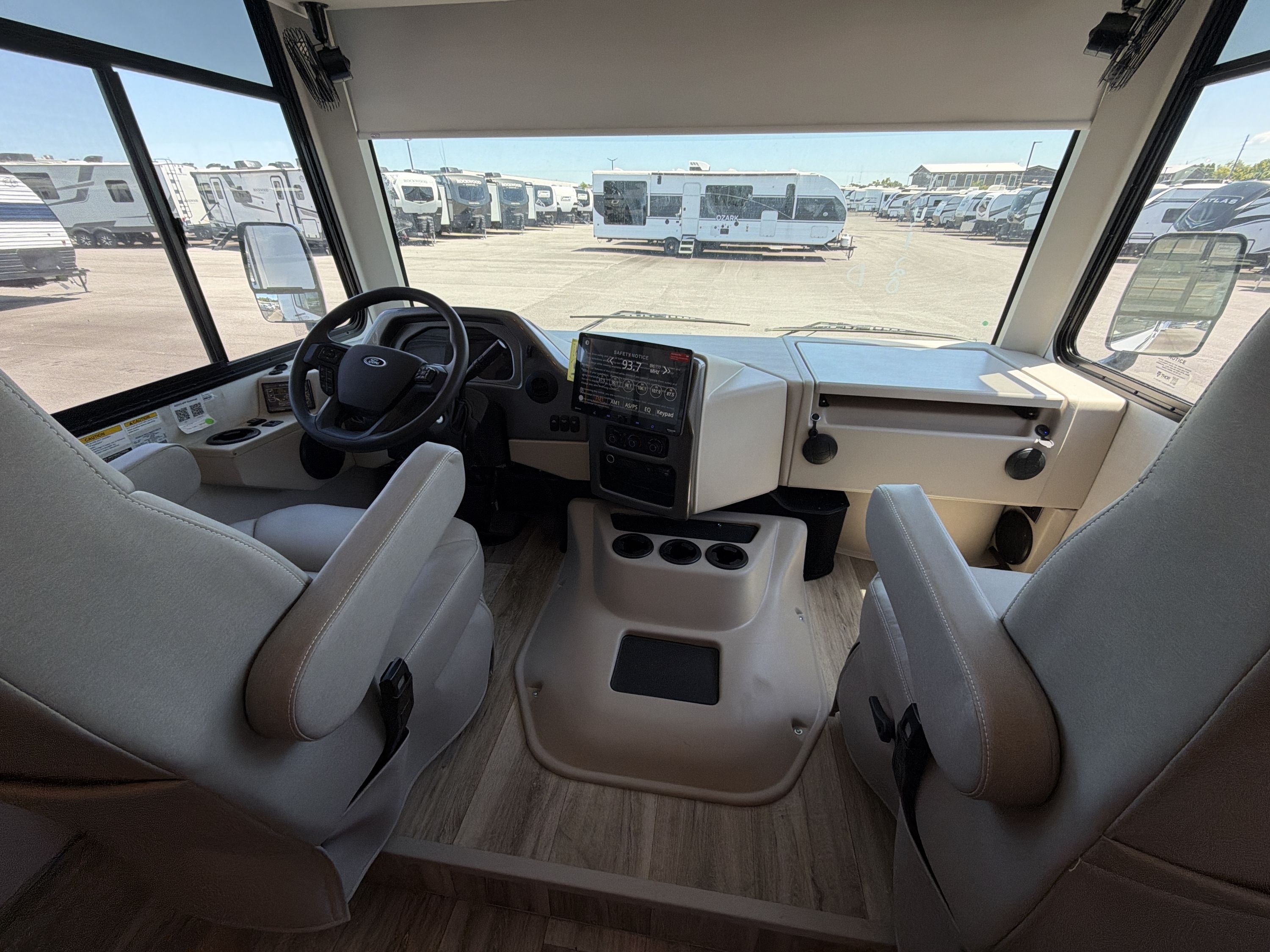 2027 Thor FREEDOM TRAVELER A29 in springfield MO