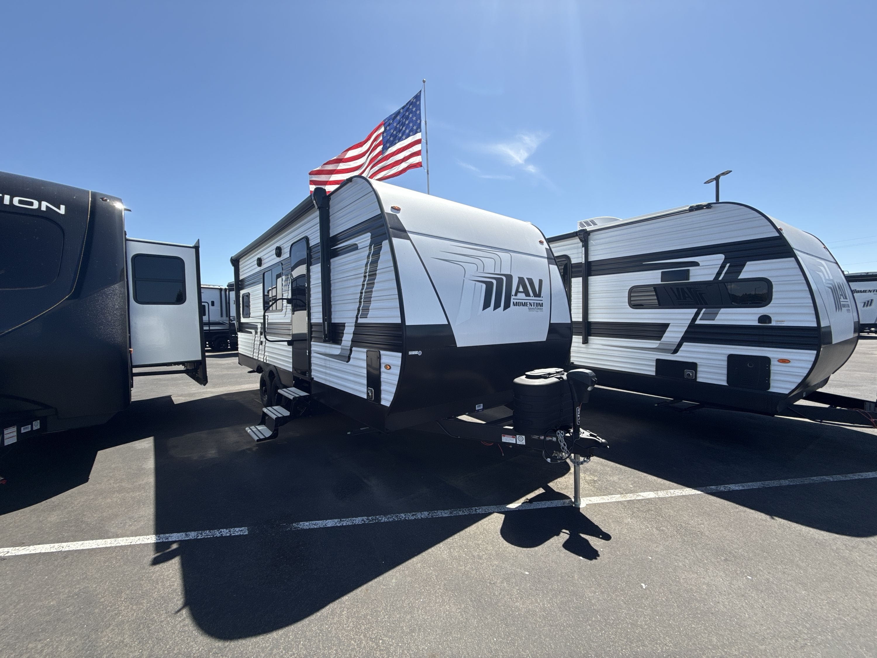 2026 Grand Design MOMENTUM MAV 22MAV in woodland WA