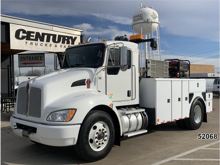 2015 KENWORTH T-370 in Grand Prairie, TX