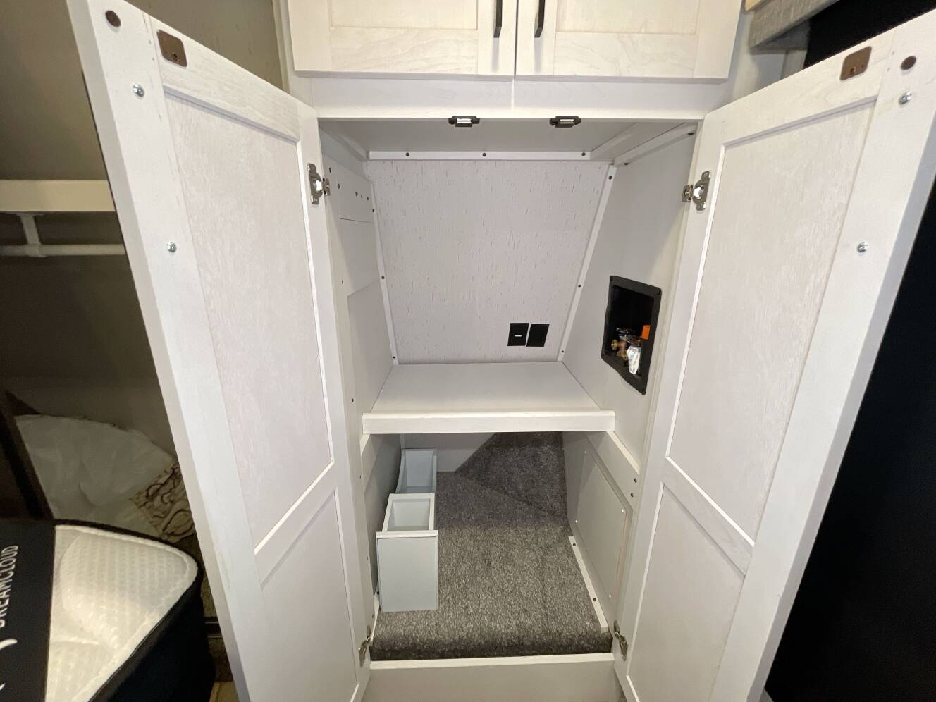 A photo of this 2024 Dutchmen ASTORIA 3173RLP