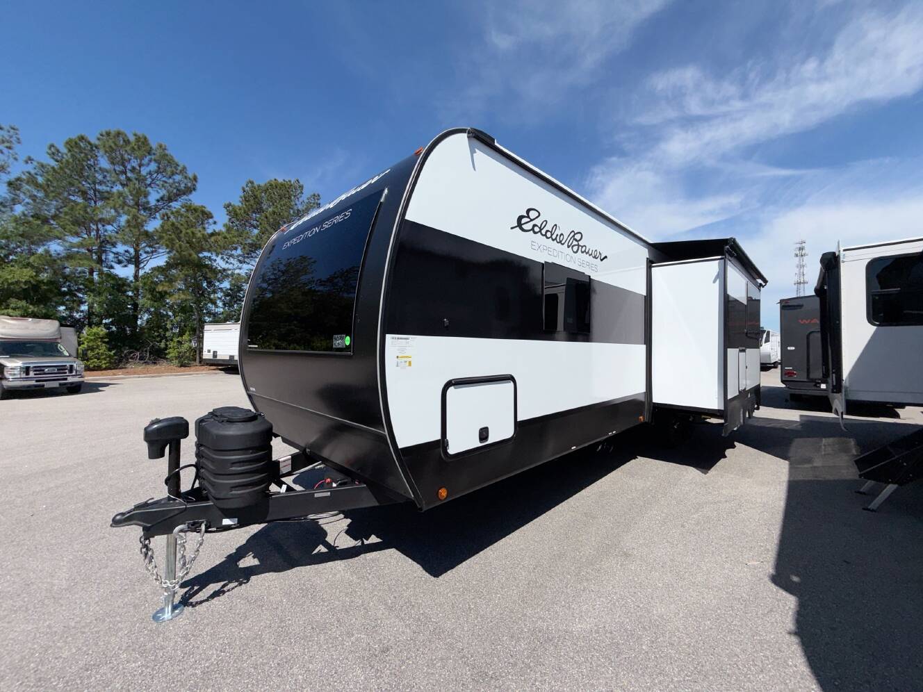 A photo of this 2026 Dutchmen EDDIE BAUER EXPEDITION 295BH