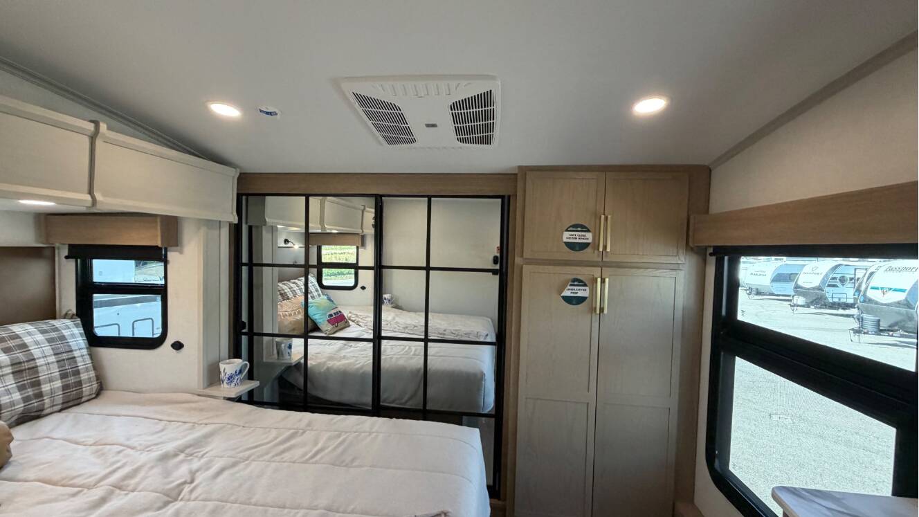 A photo of this 2027 Dutchmen EDDIE BAUER SUMMIT 3511RK