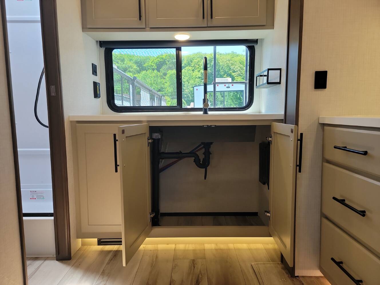 A photo of this 2027 Keystone COUGAR 22MLS