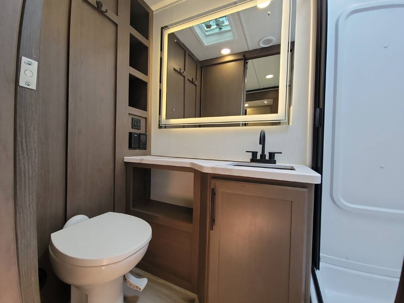 A photo of this 2027 Keystone COUGAR 22MLS