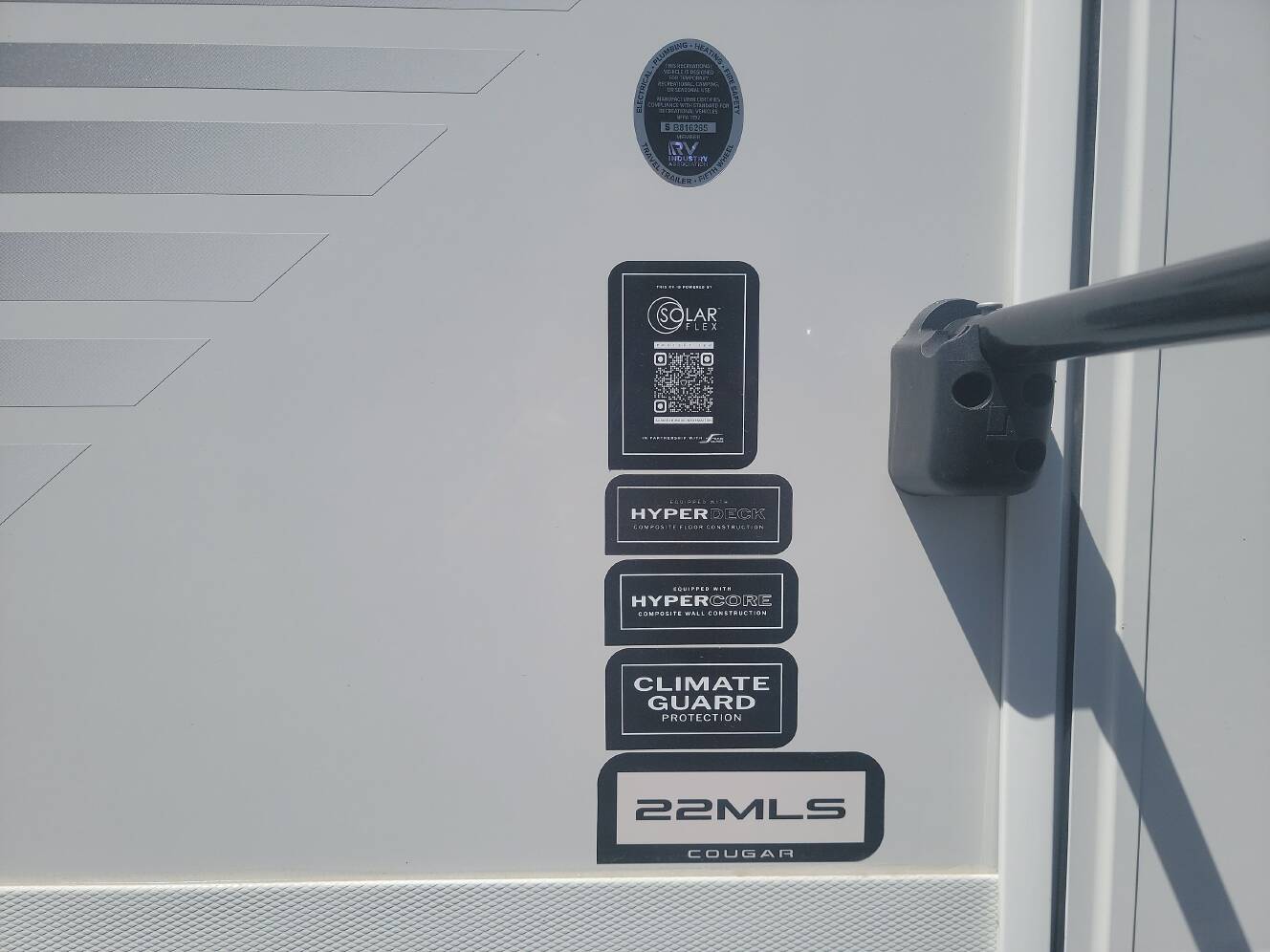 A photo of this 2027 Keystone COUGAR 22MLS