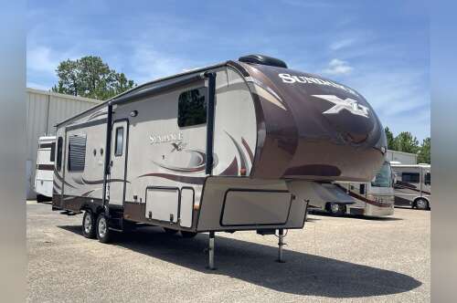2015 Heartland SUNDANCE XLT 285TS in dothan AL