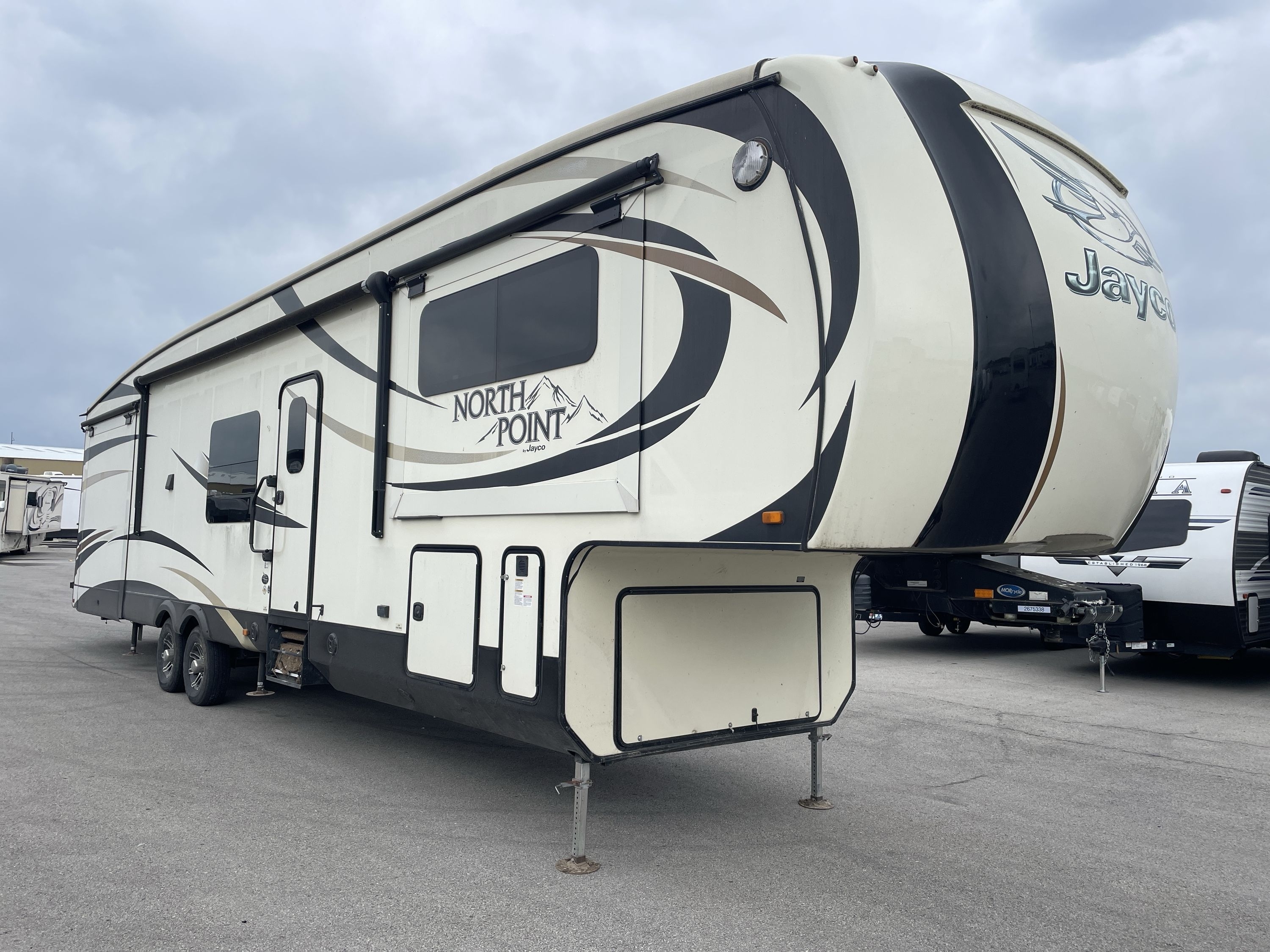 2016 Jayco NORTH POINT 383FLFS in kansas city KS