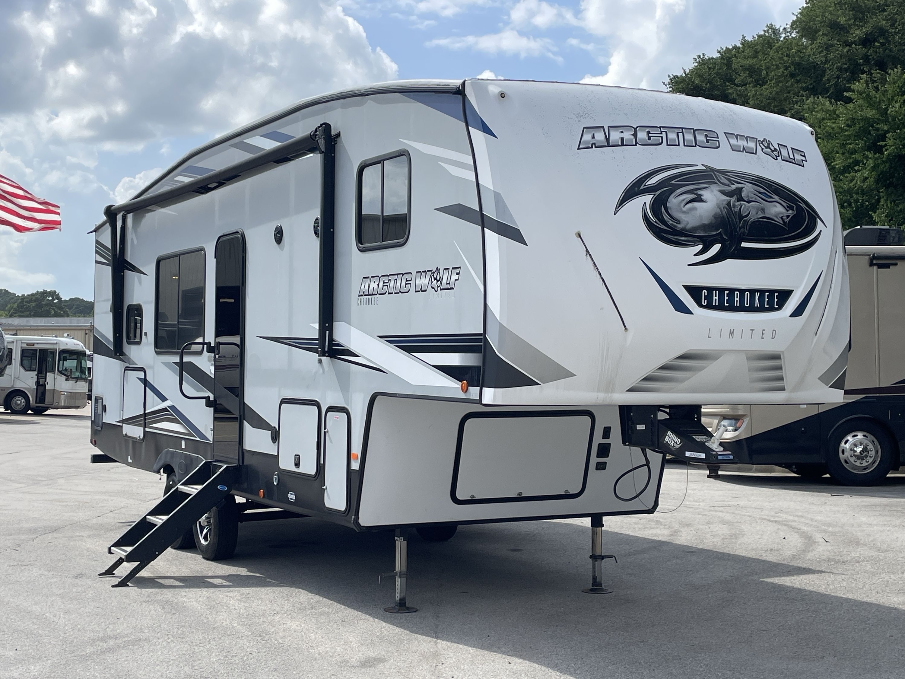 2021 Forest River ARCTIC WOLF 271RK RV