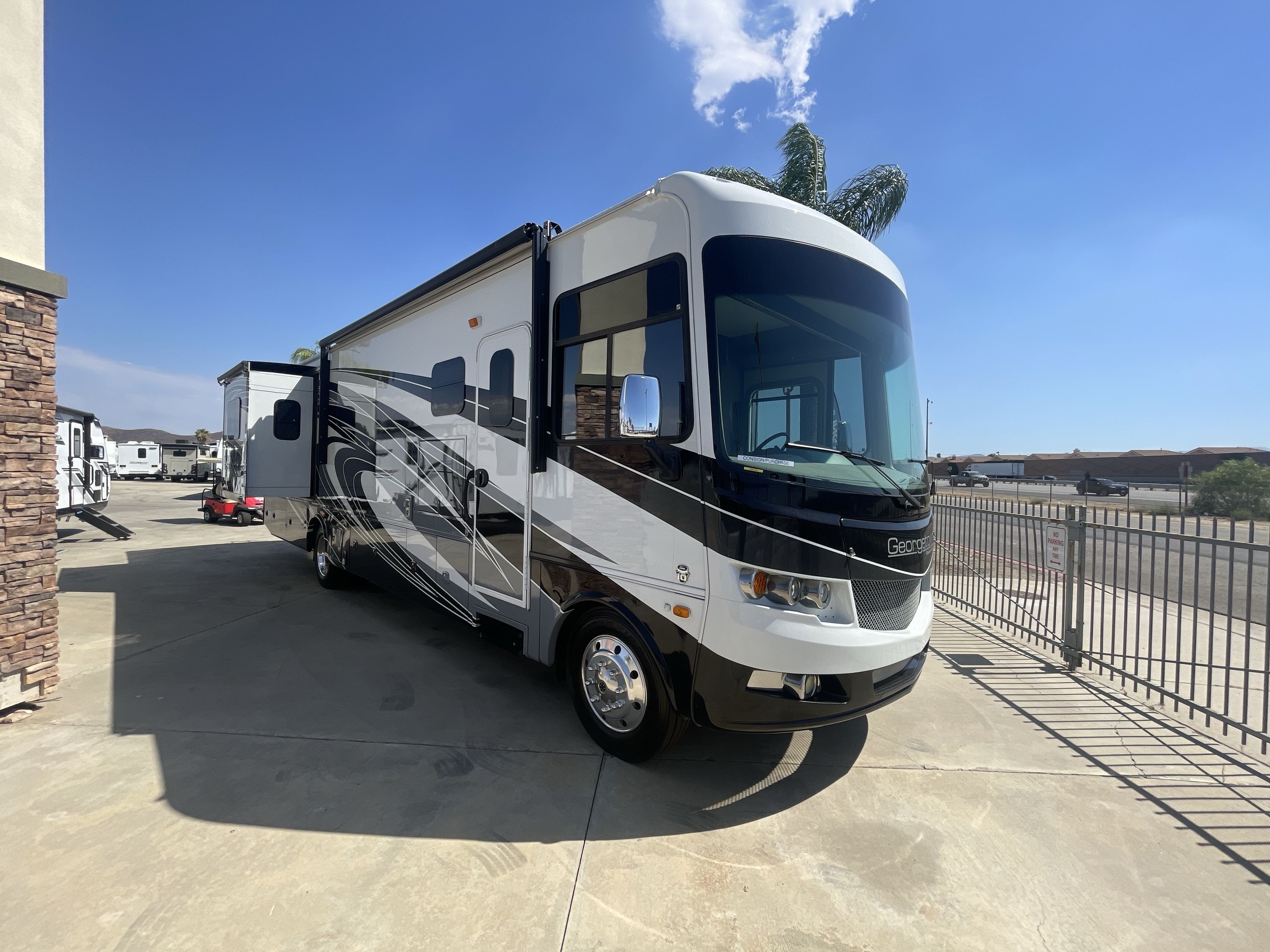 2018 Forest River GEORGETOWN XL 369DS in menifee CA