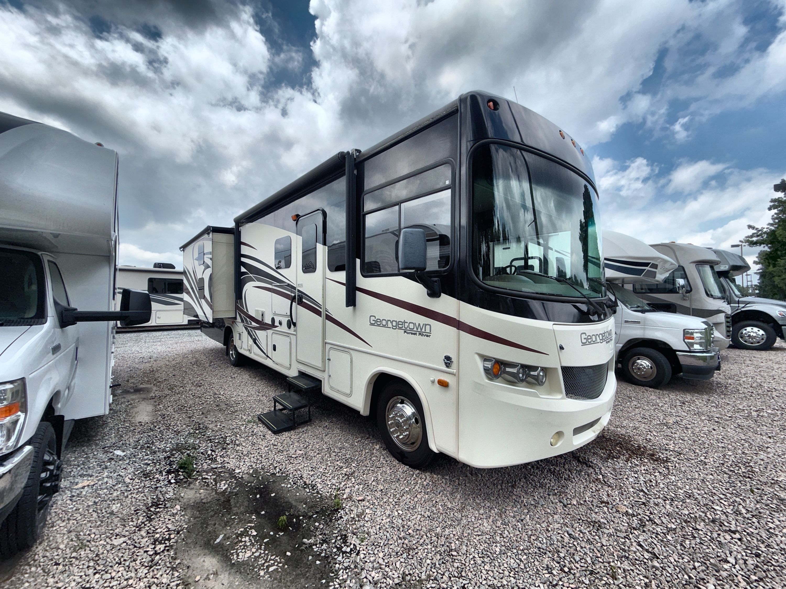 2015 Forest River GEORGETOWN 351DS in ashland VA
