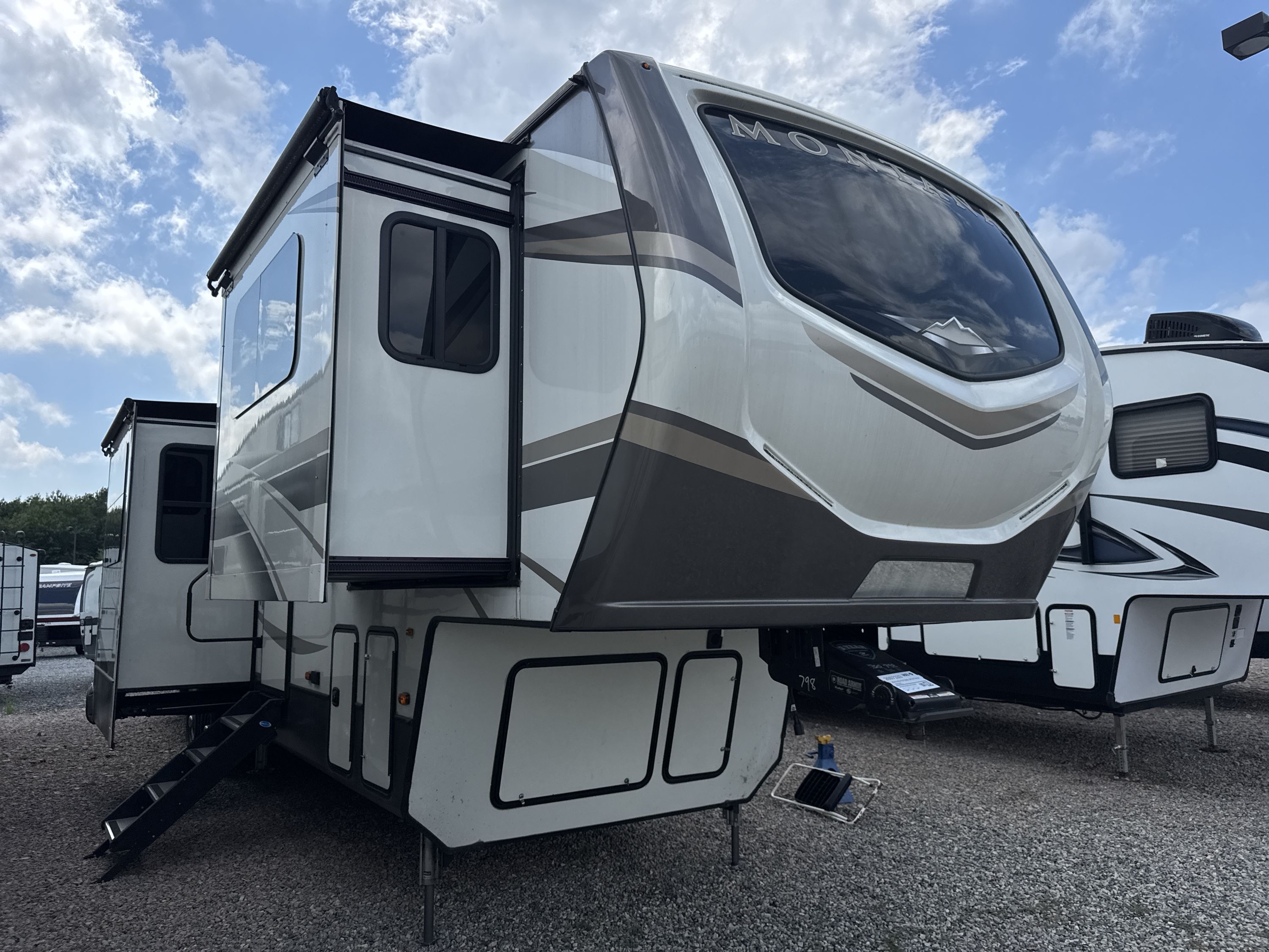 2020 Keystone MONTANA 3761FL in ashland VA