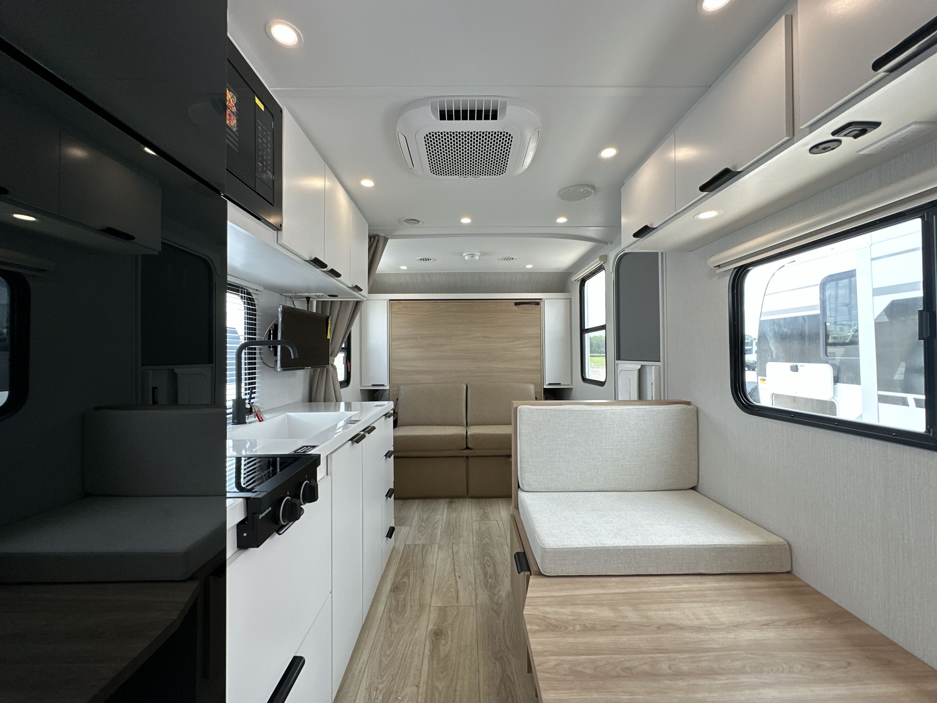 2027 Winnebago MICRO MINNIE 2000MRB in bowling green KY