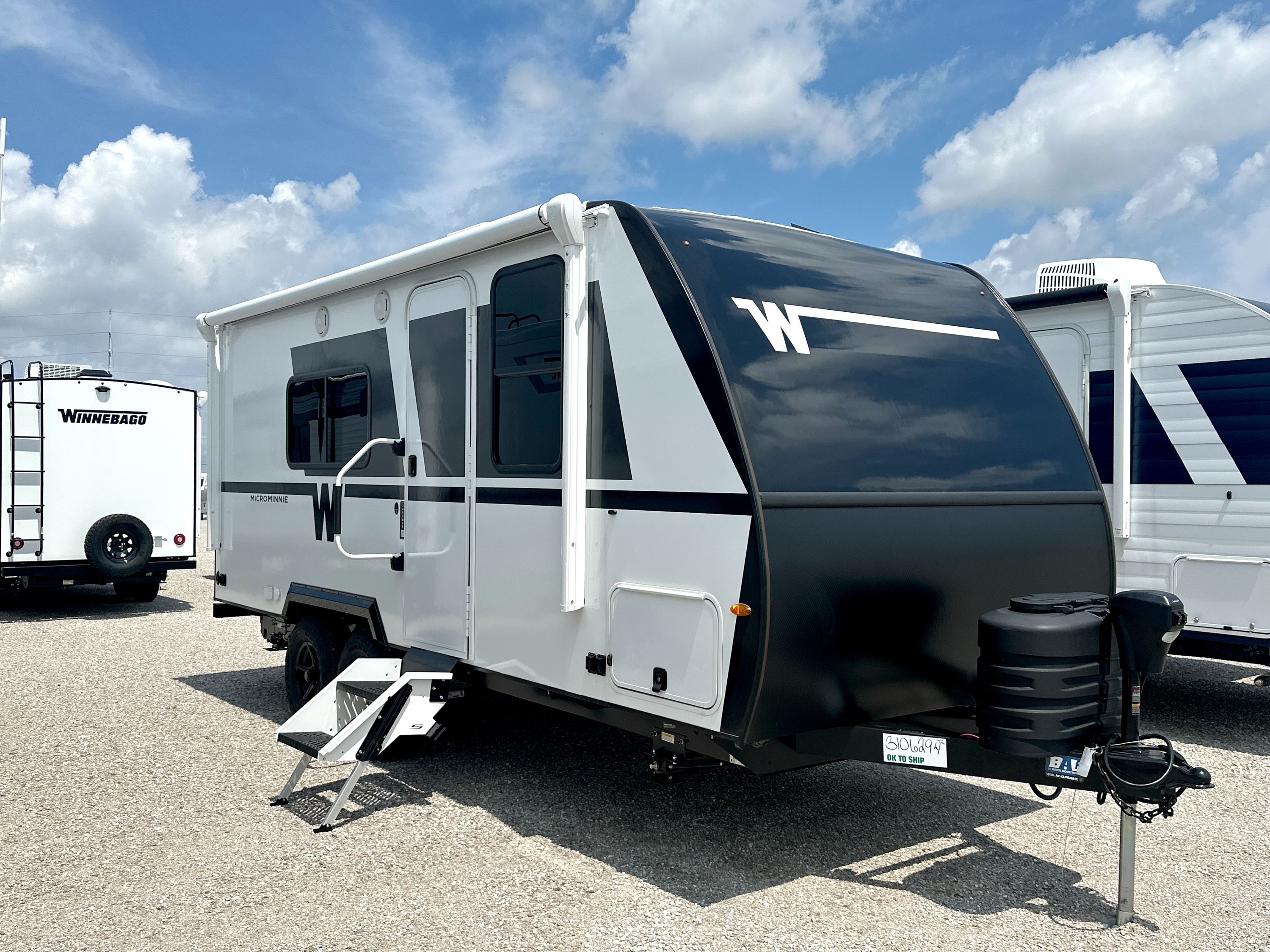 2027 Winnebago MICRO MINNIE 2000MRB in bowling green KY