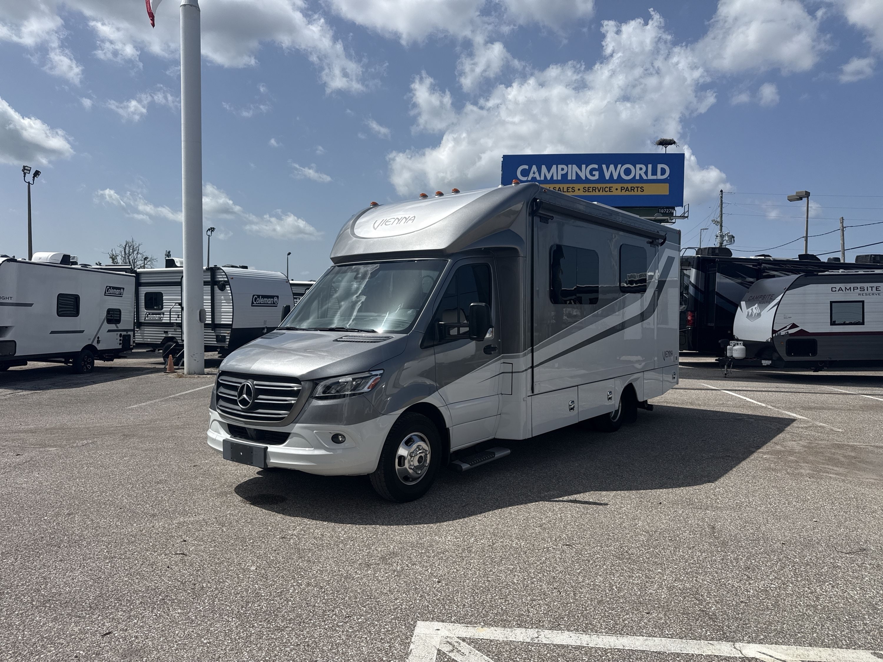 2023 Renegade Rv VIENNA 25VRML RV