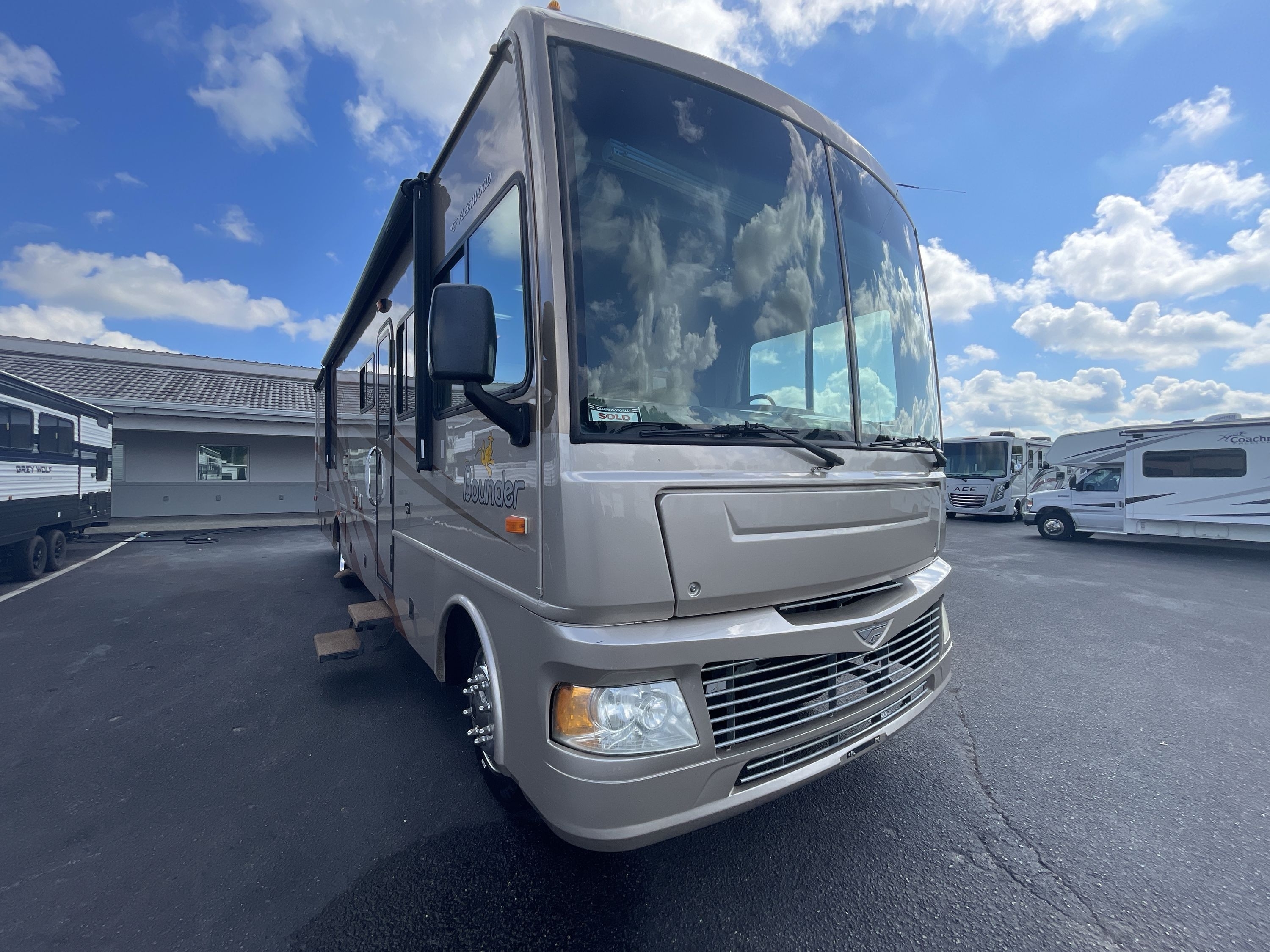 2007 Fleetwood BOUNDER 36Z in robertsdale AL