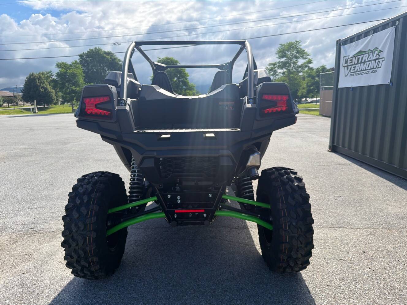 A photo of this 2027 Kawasaki TERYX KRX® 1000 TR