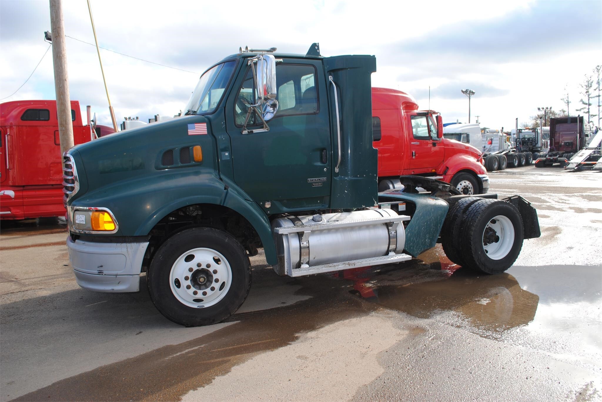 2006 STERLING A9500 in Covington, TN