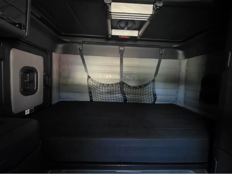2022 FREIGHTLINER CASCADIA 126