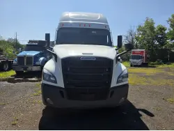 2022 FREIGHTLINER CASCADIA 126