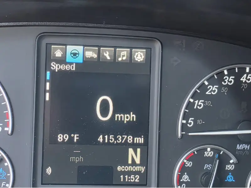 2022 FREIGHTLINER CASCADIA 126