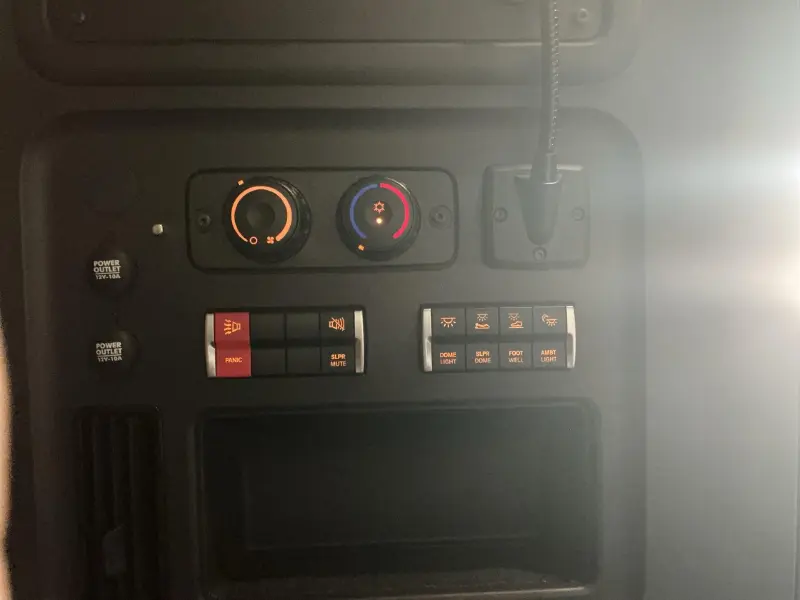 2022 FREIGHTLINER CASCADIA 126