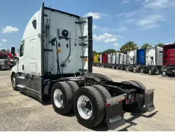 2022 FREIGHTLINER CASCADIA 126