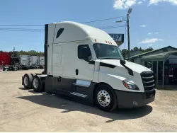 2022 FREIGHTLINER CASCADIA 126