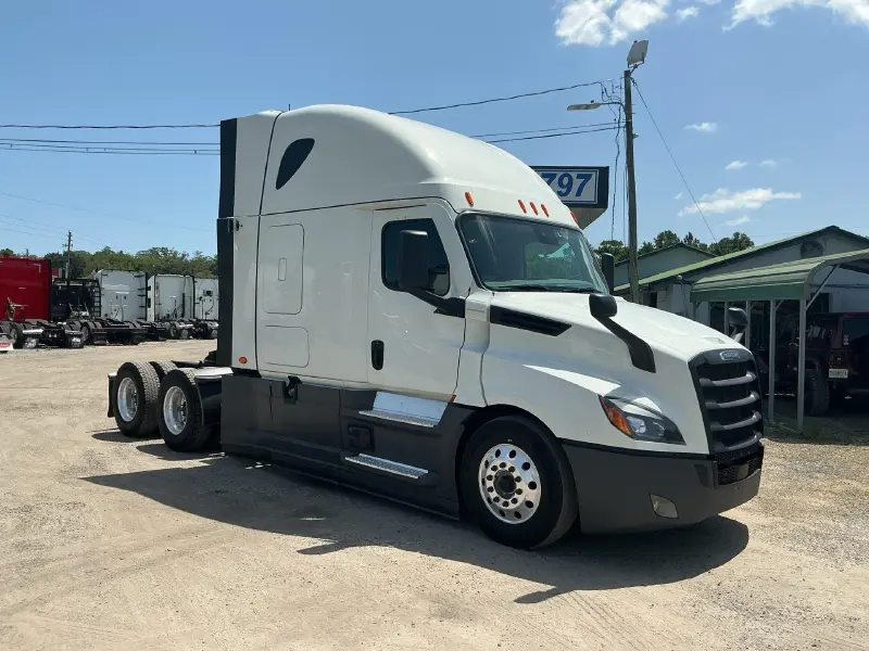 2022 FREIGHTLINER CASCADIA 126
