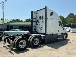 2022 FREIGHTLINER CASCADIA 126