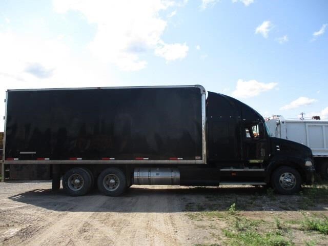 1999 MACK VISION CX613 in Caledonia, NY