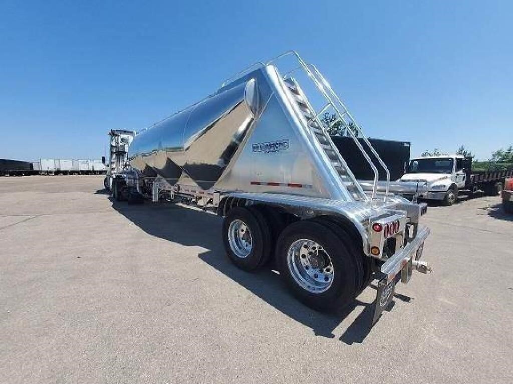 2027 MAC TRAILER MFG TN1050APB in Lincoln, NE