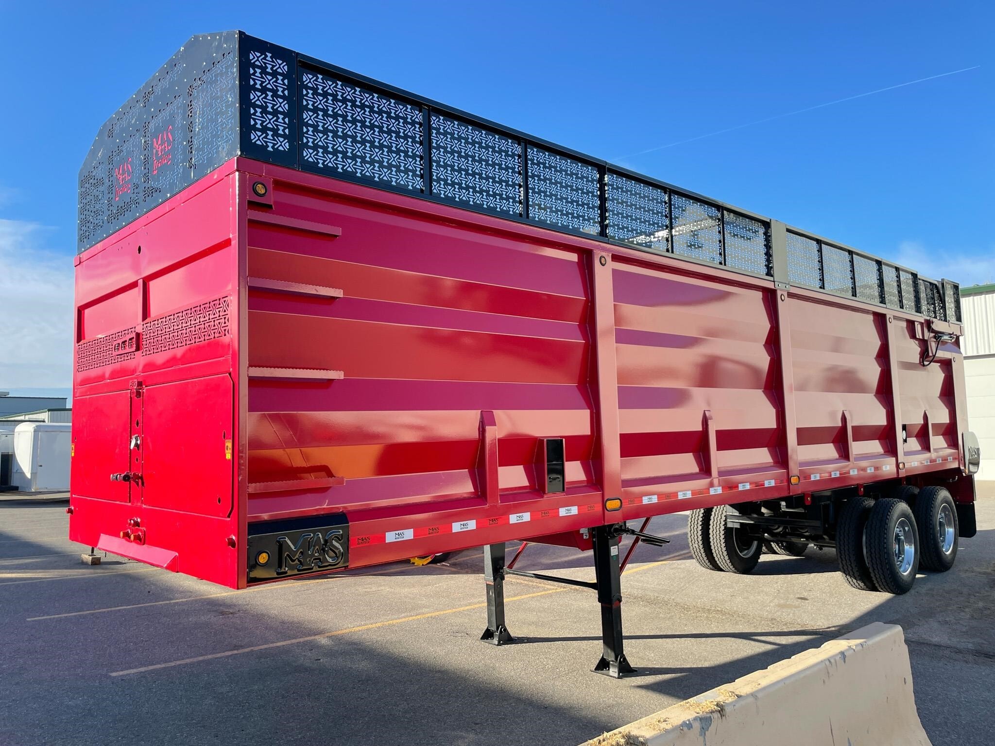 2027 MAS TRAILERS 36 FT in Henderson, IA