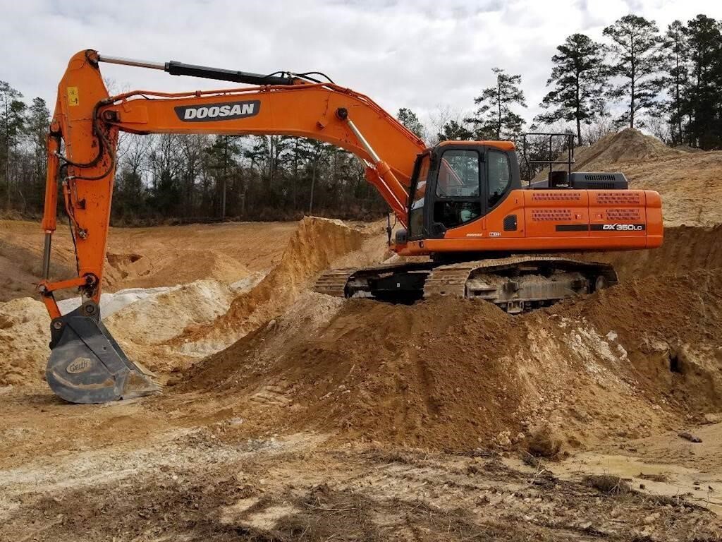 2020 DOOSAN DX350 LC-5 in Omaha, NE