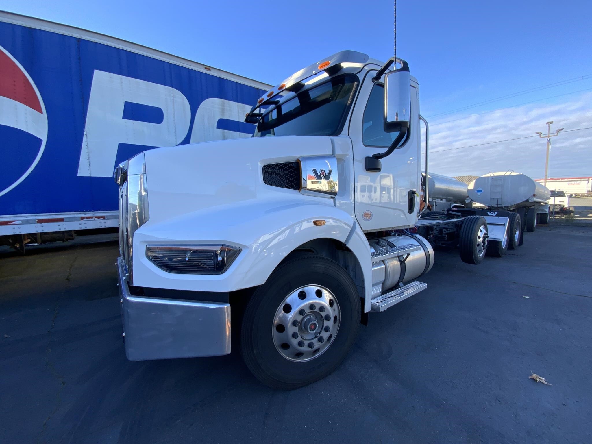 2025 WESTERN STAR 49X in Auburn, WA