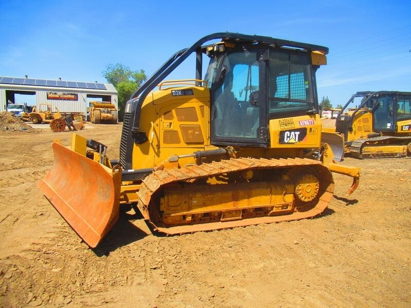 2017 CATERPILLAR D3K LGP in West Sacramento, CA