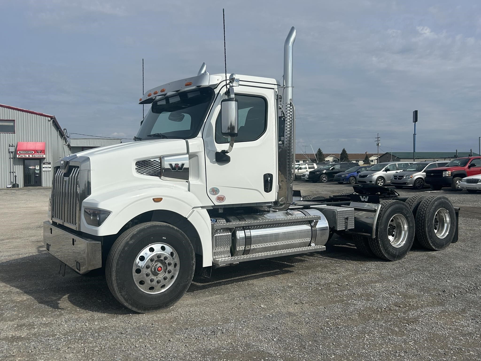 2026 WESTERN STAR 47X in Harrisville, PA