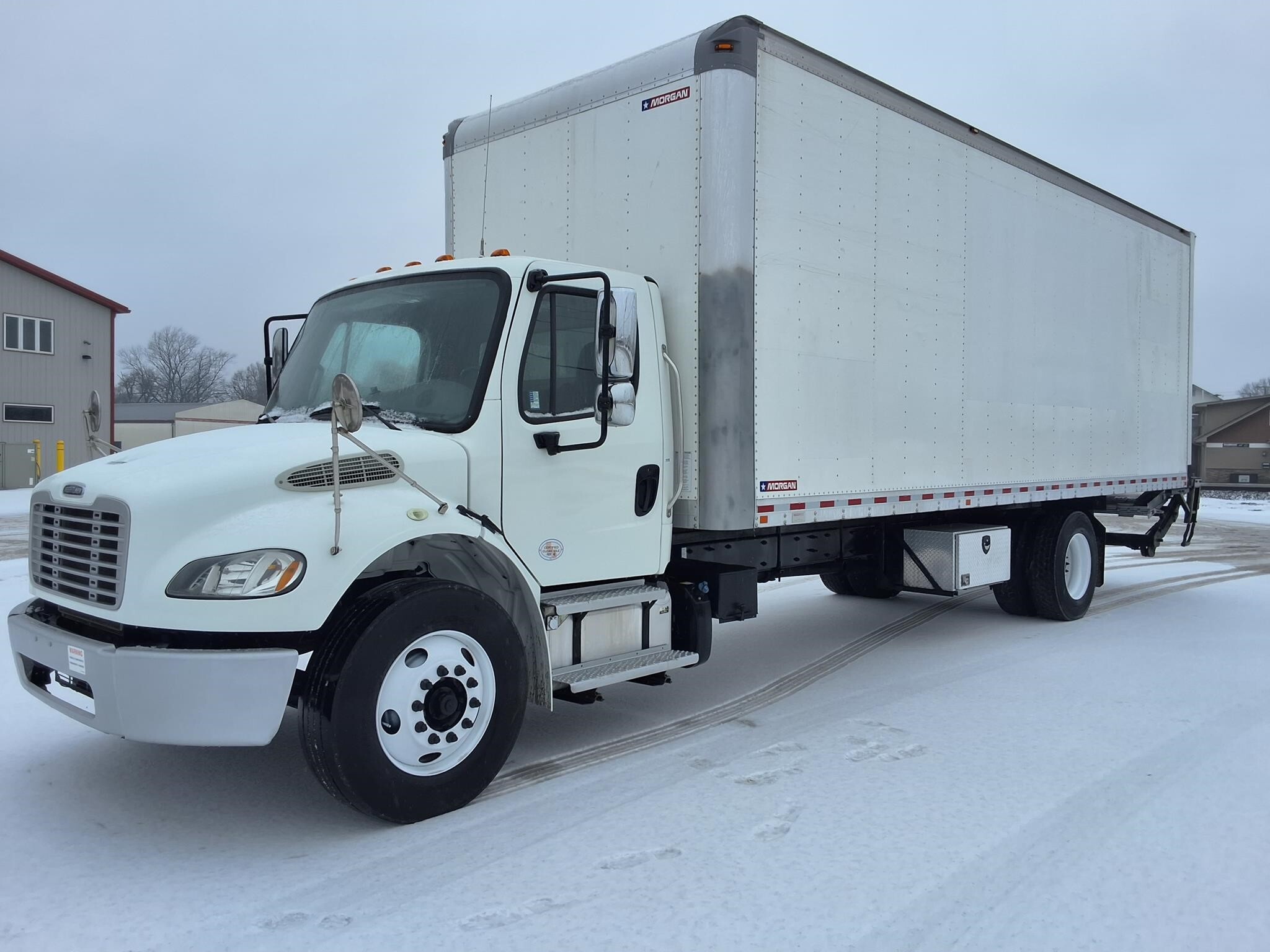 2019 FREIGHTLINER BUSINESS CLASS M2 106 in Fort Wayne, IN