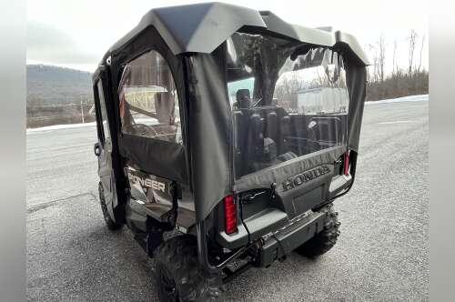 2025 Honda Pioneer 1000-5 Deluxe in tyrone PA