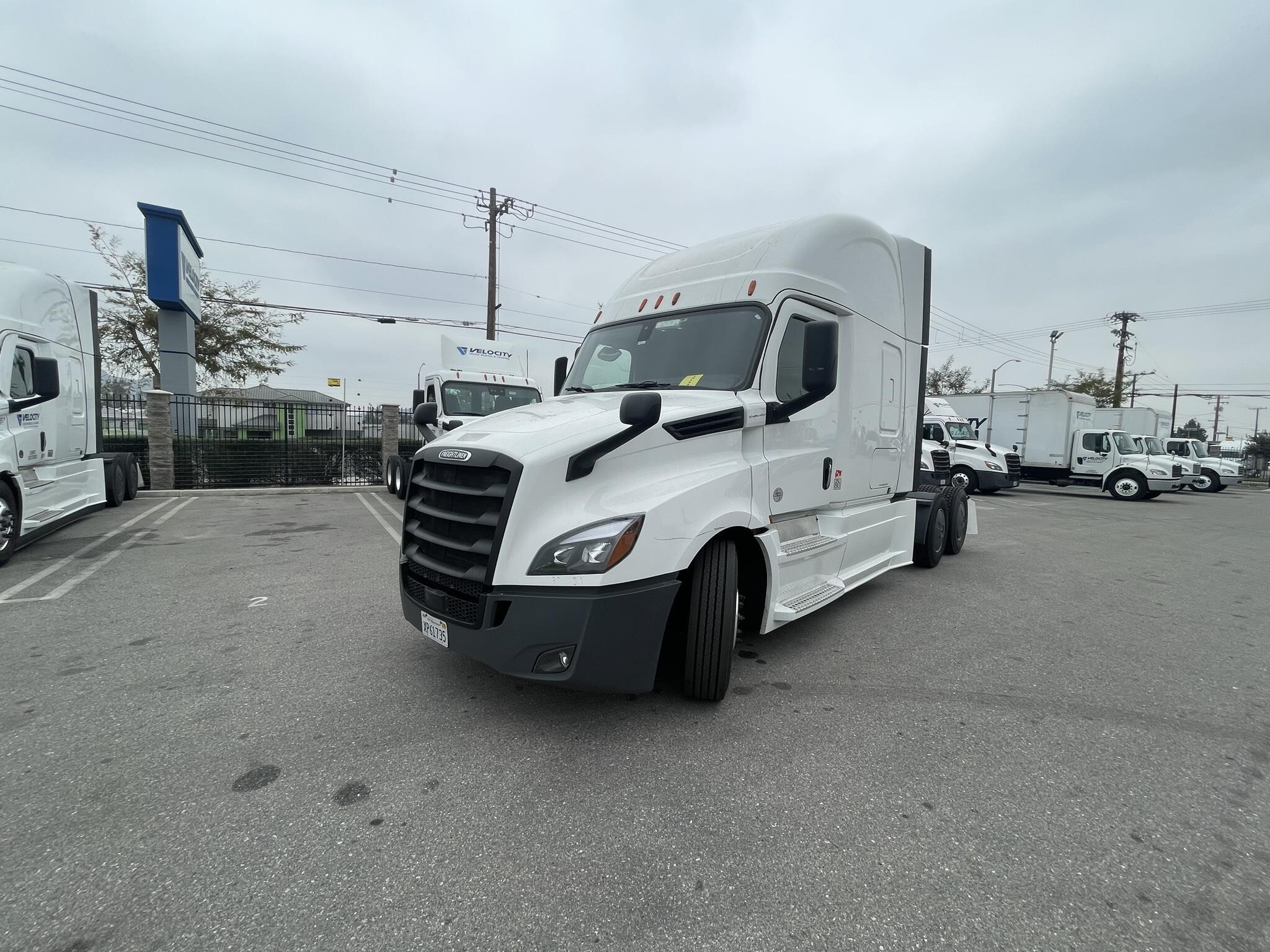 2020 FREIGHTLINER CASCADIA 126 in Fontana, CA