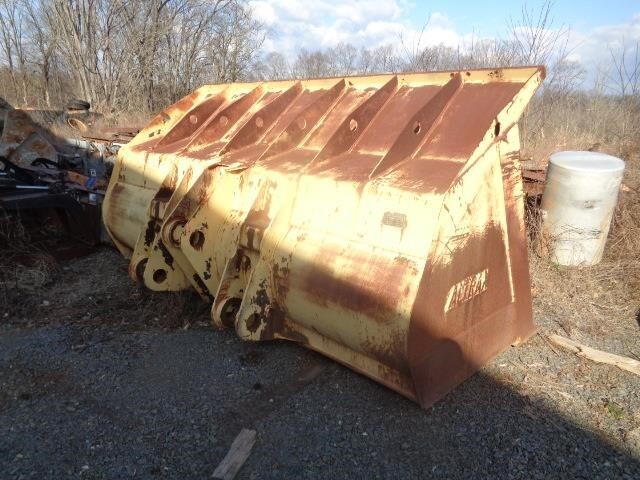 2005 KOMATSU Attachment in Orange, VA