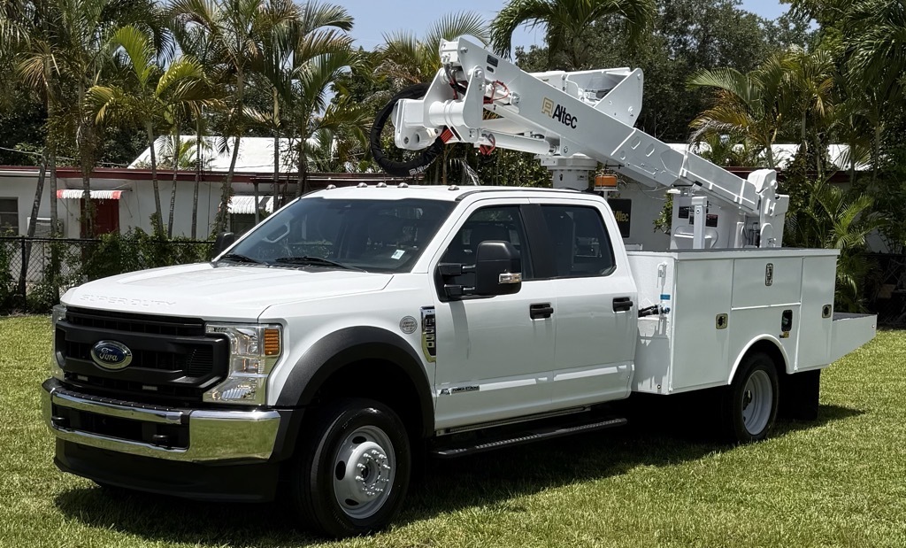 2020 FORD F550 in Hollywood, FL