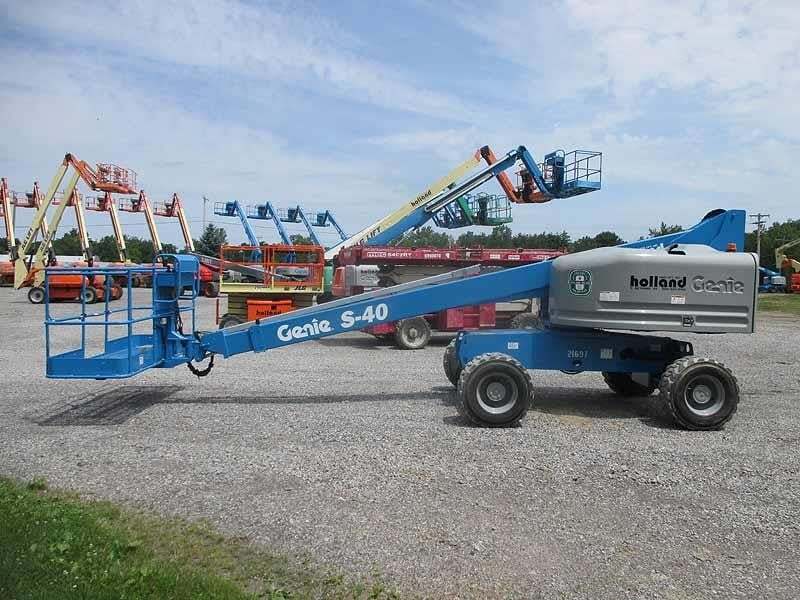 2015 GENIE S40 in East Bethany, NY