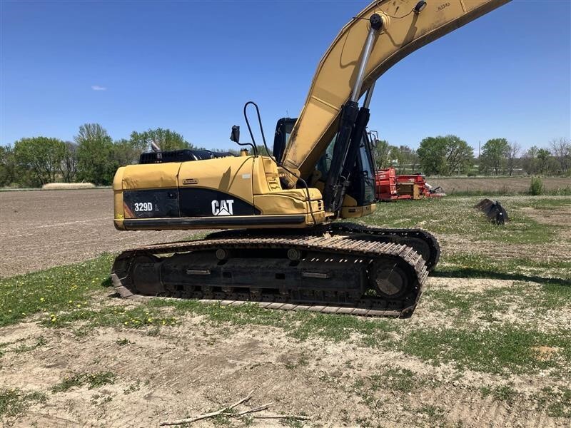 2009 CATERPILLAR 329DL in Sigourney, IA