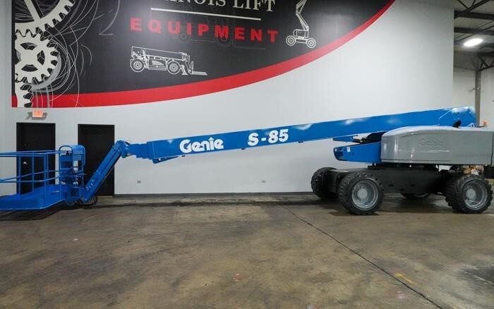 2015 GENIE S85 in Cary, IL