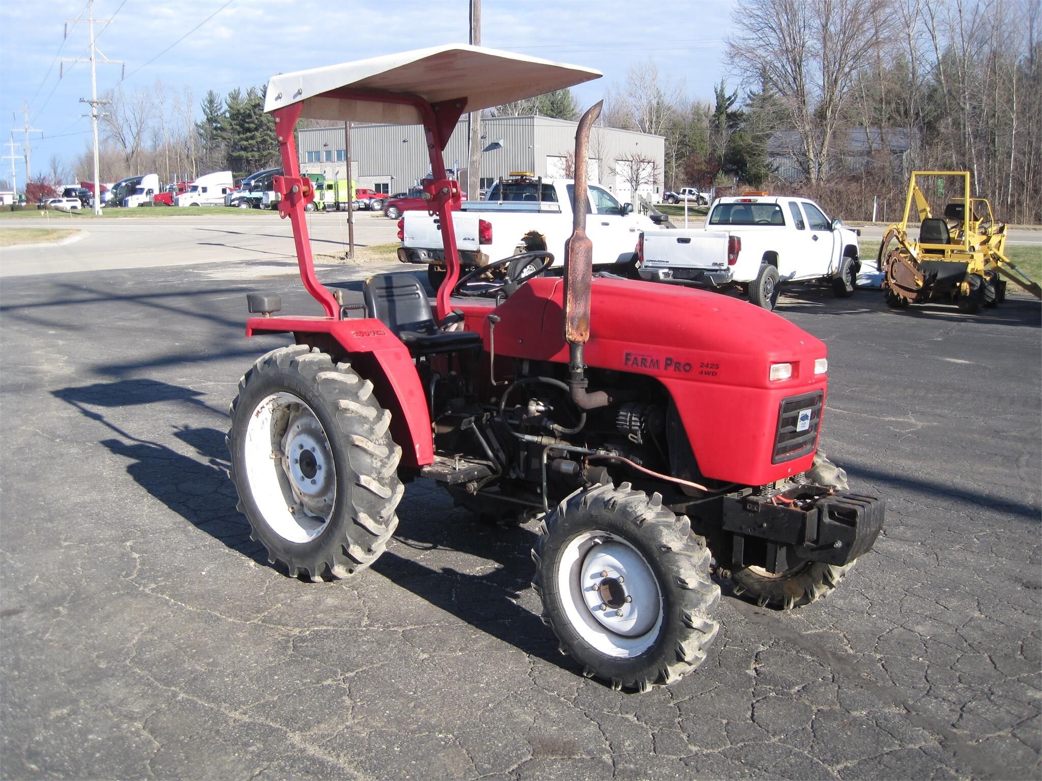 2003 FARM PRO 2425 in Holland, MI